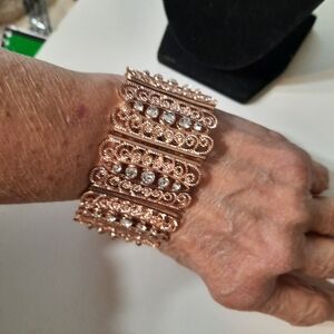 Elegant Rose Gold Bracelet with Crystal Accents